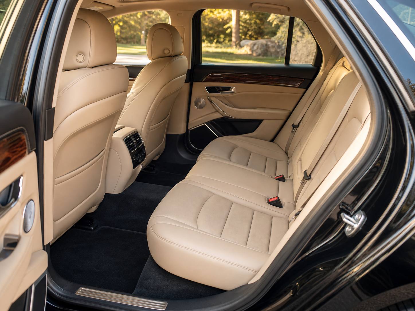 Rear leather seats cleaned and conditioned